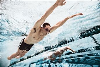 How to Choose a Men's Lap Swimming Suit - SwimOutlet.com